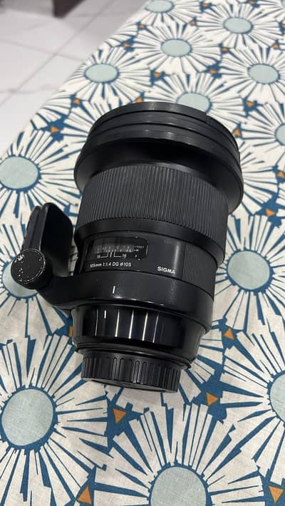 Sigma DG DN 105 1.4 art lens for sale