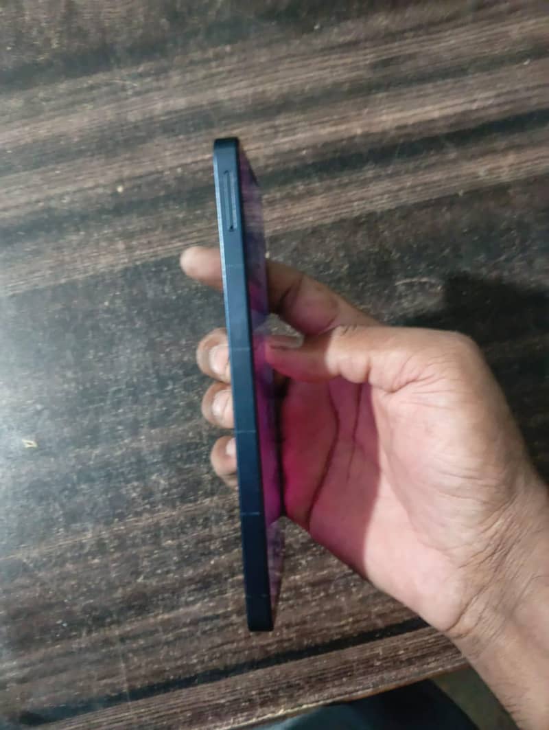Samsung Mobile A06 4