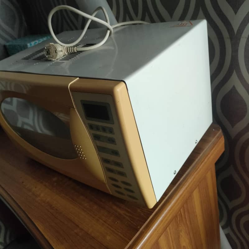 Microwave 4