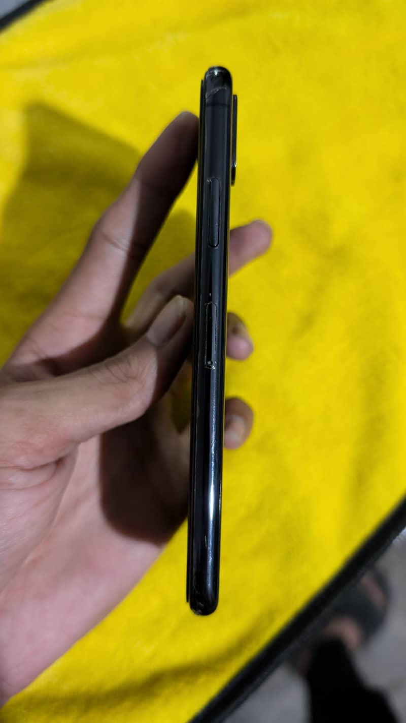 Apple iPhone XS 2