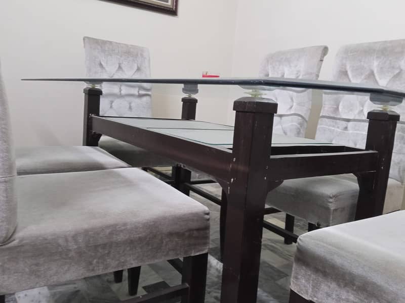 6 Seater Dining Table 3