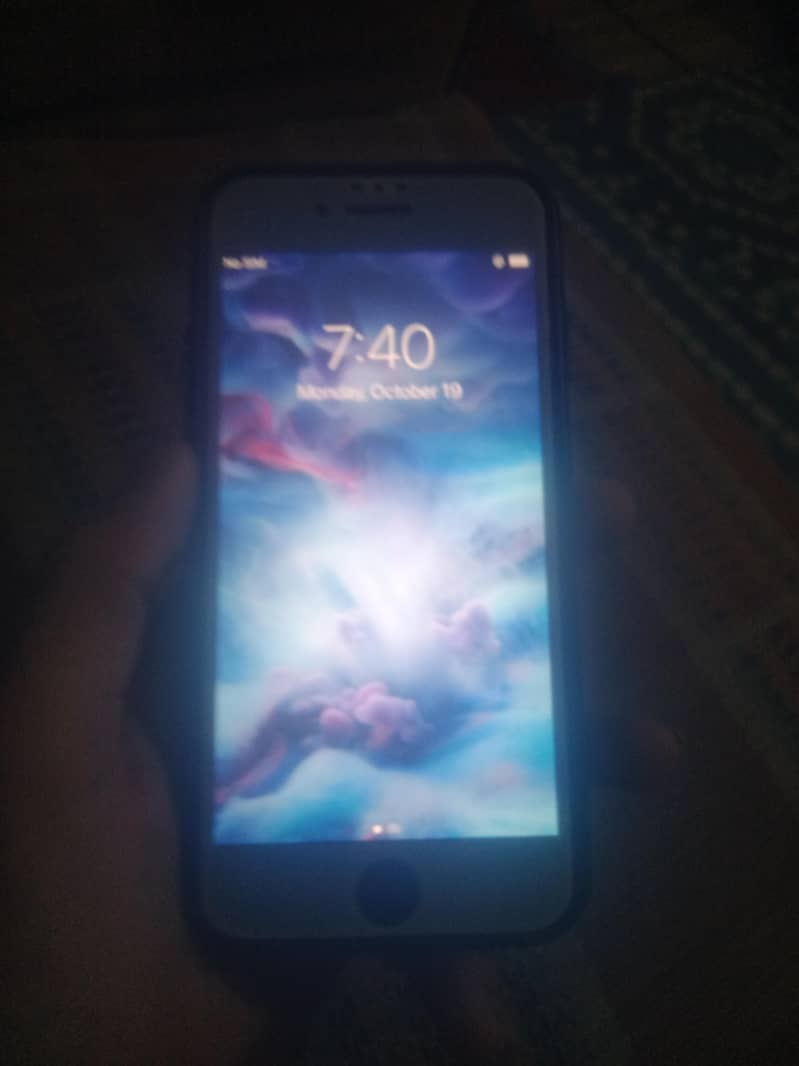 Apple iPhone 7 3
