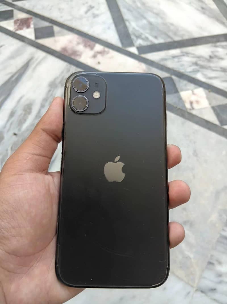 Apple iPhone 11 0