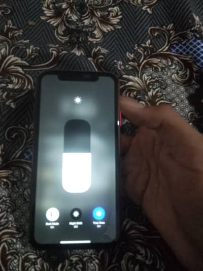 Apple iPhone XR