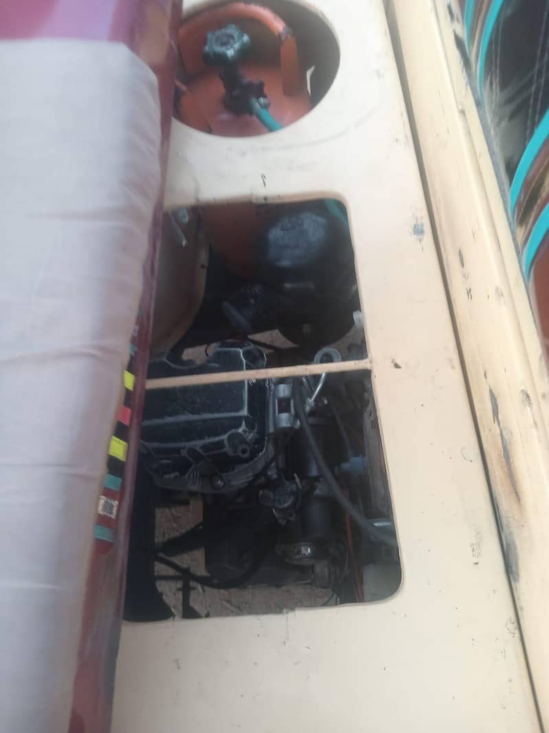 auto-rickshaw 8