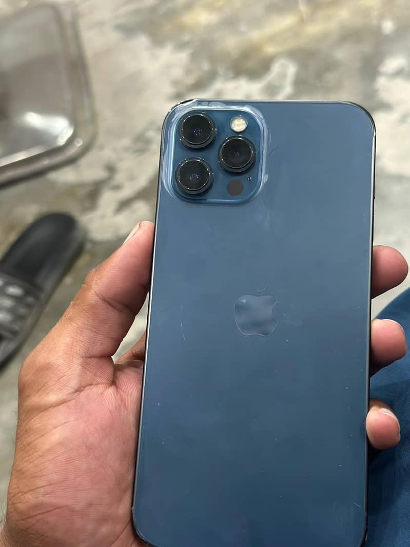 Apple iPhone 12 Pro Max 1