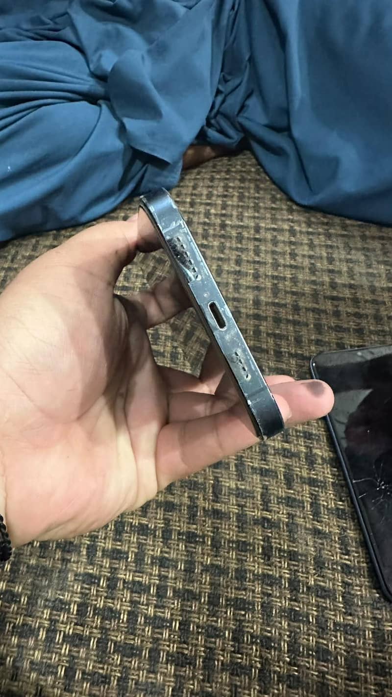 Apple iPhone 12 Pro Max 6