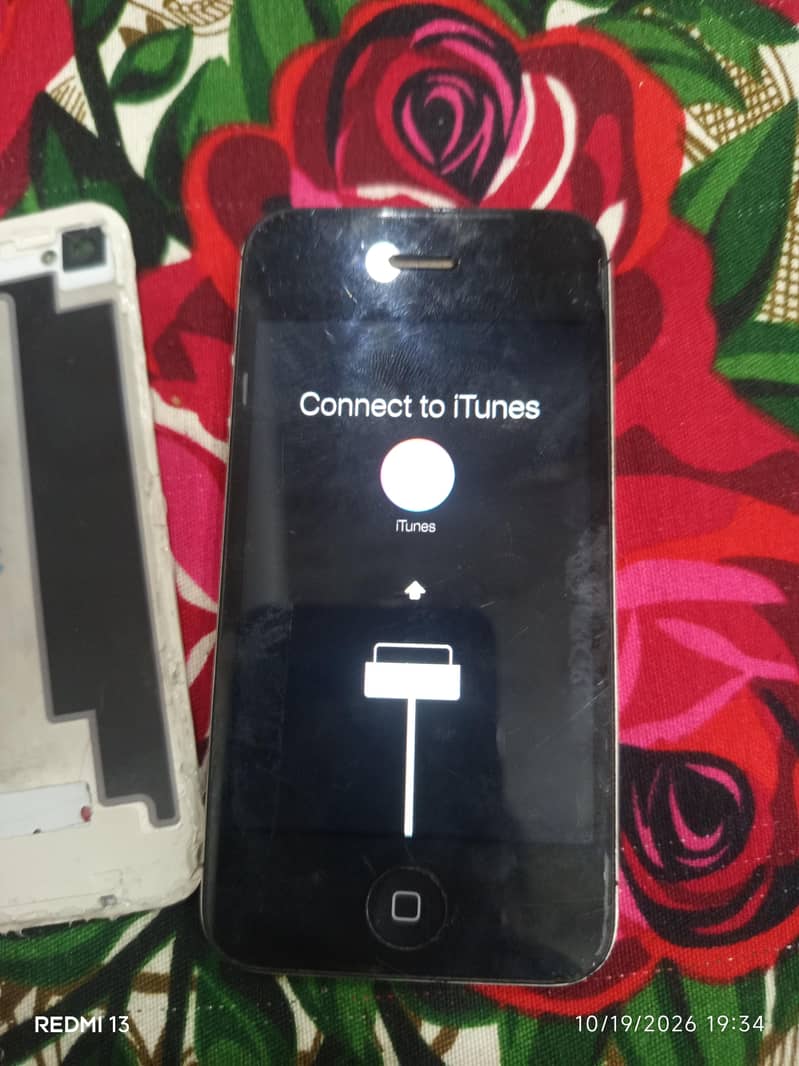 Apple iPhone 4s 8