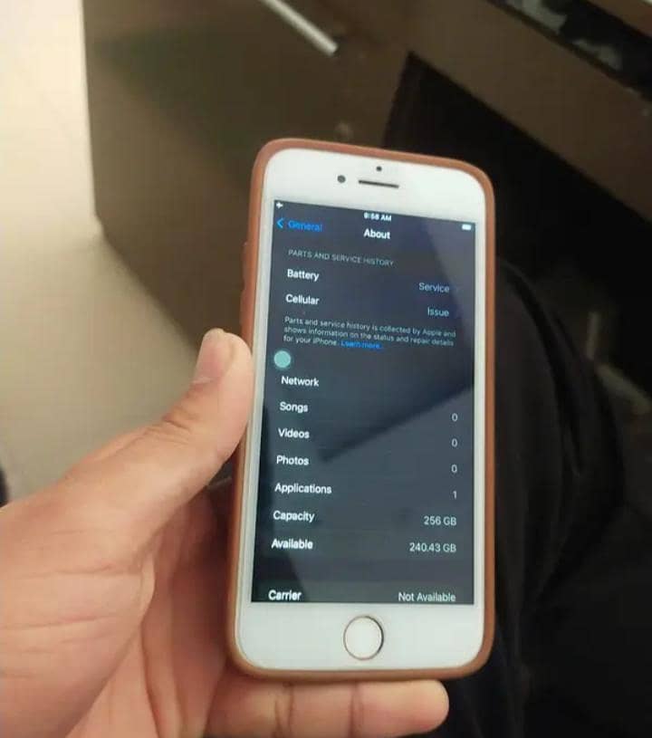 Apple iPhone 8 1