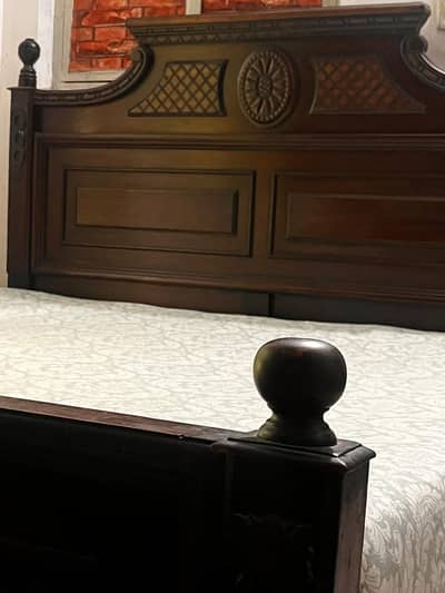 Wooden bed king size