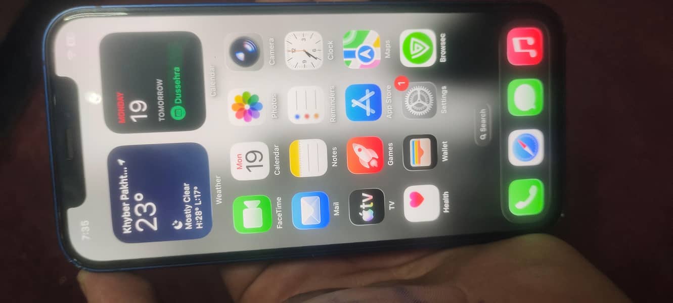 Apple iPhone 12 1