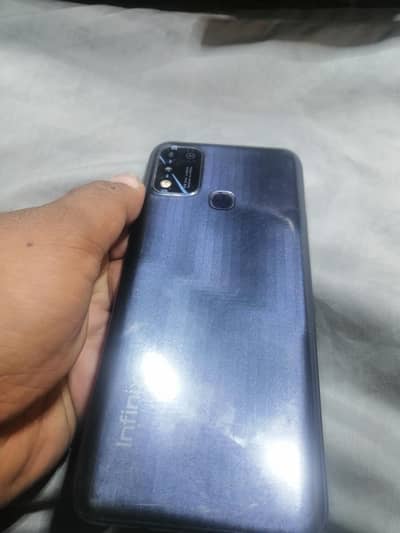 Infinix Hot 11 Play