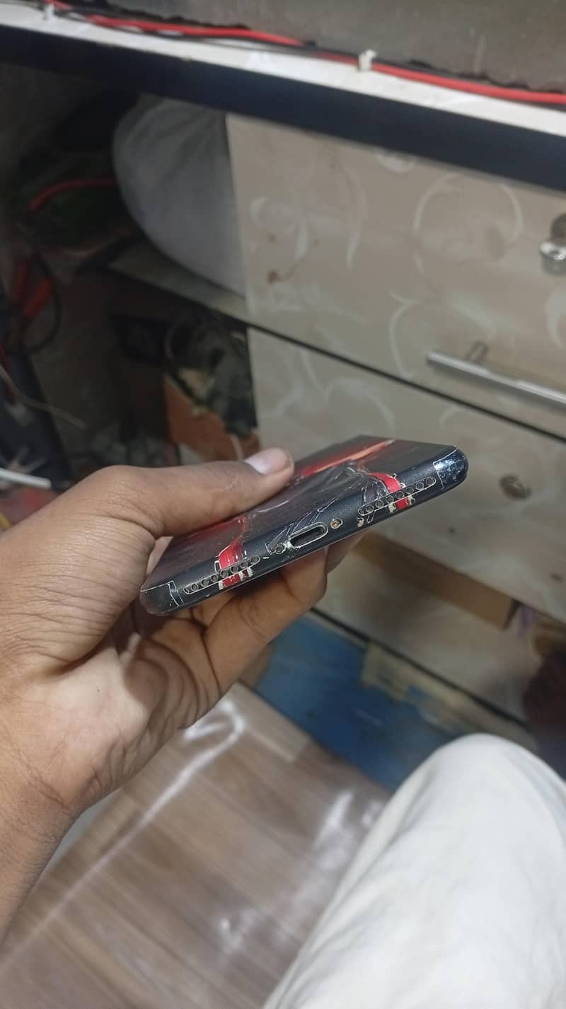 Apple iPhone 7 Plus 3