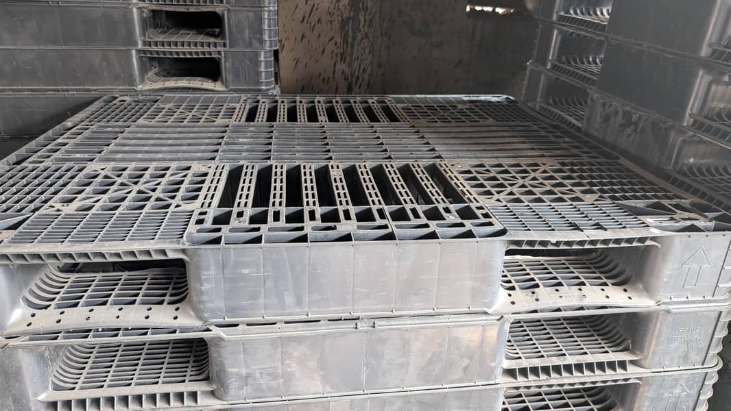 Imported 51×43 Pallets 2