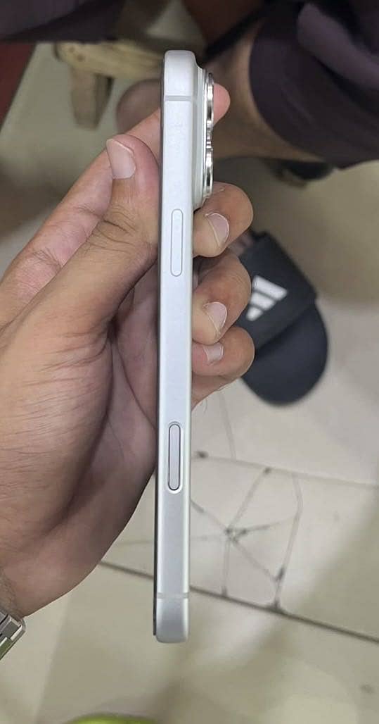 Apple iPhone 17 Pro Max 7