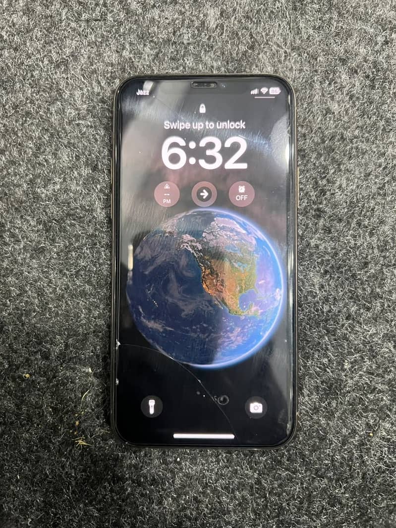Apple iPhone 11 Pro 1