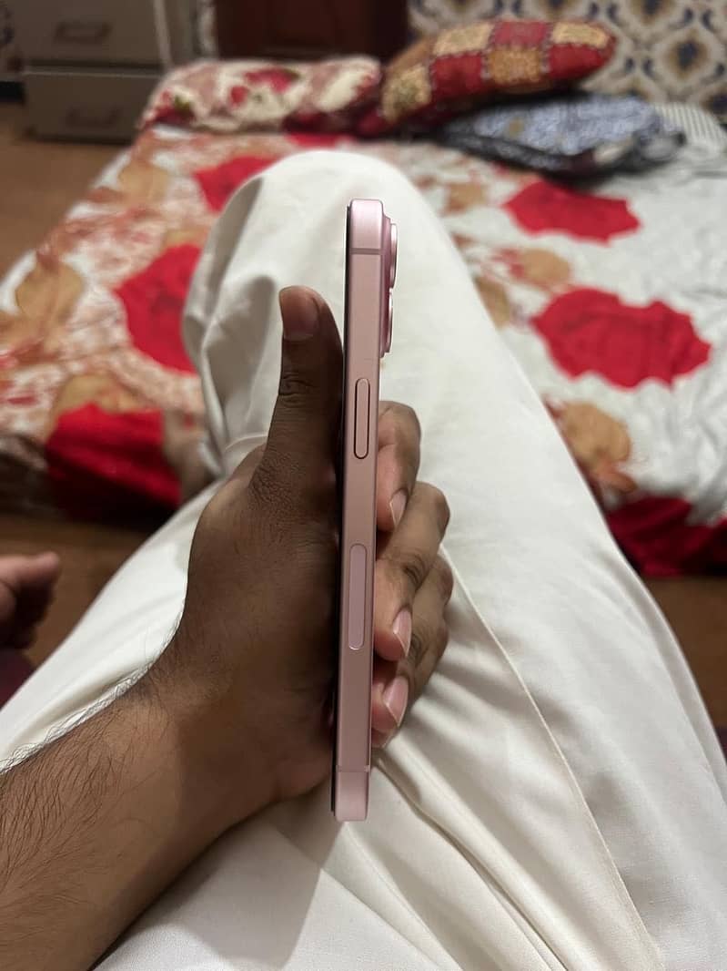 Apple iPhone 15 1