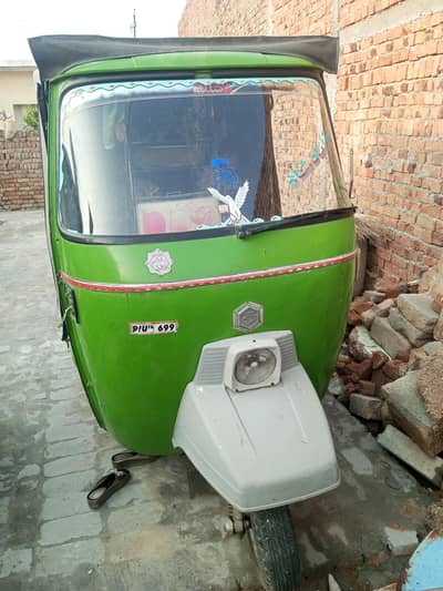 PAK HERO RICKSHAW URGENT FOR SALE . ALL OKAY