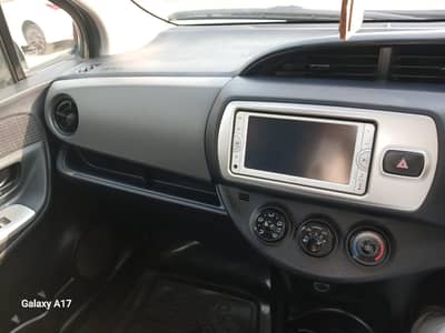 Toyota Vitz 2015