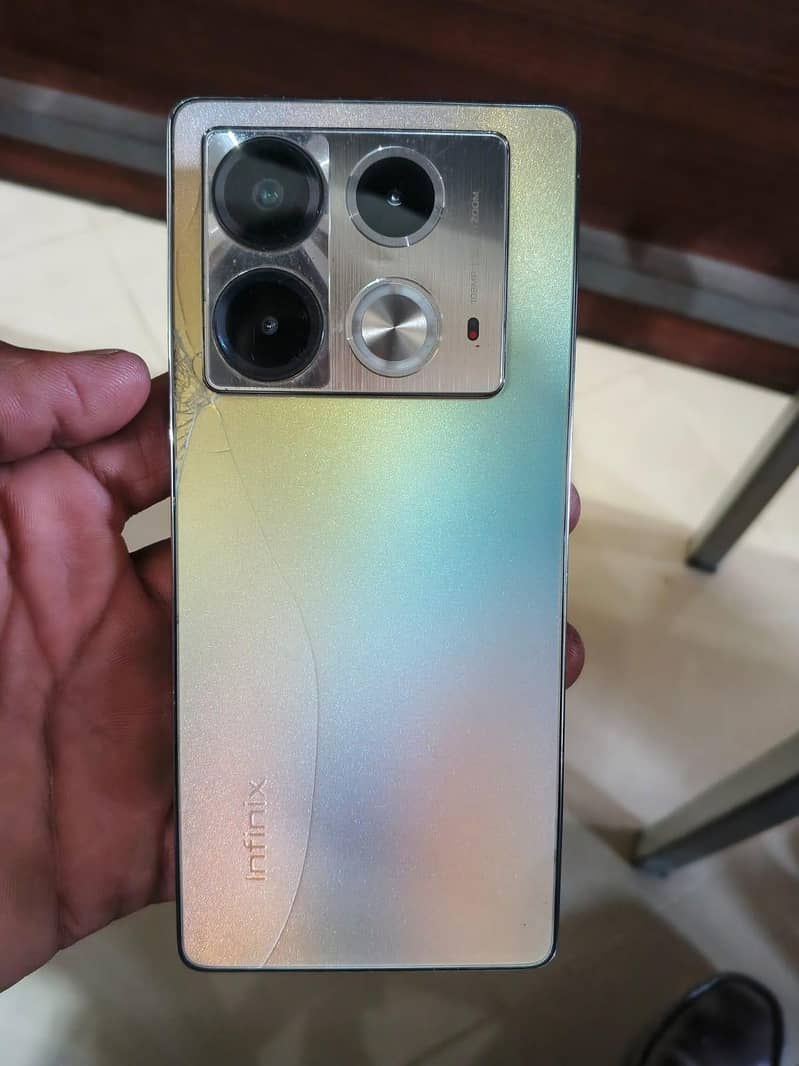 Infinix Note 40 2