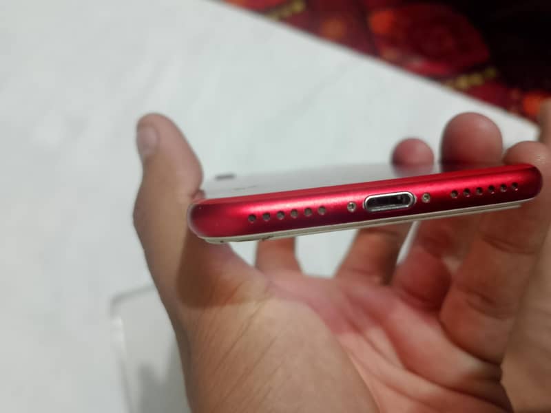 Apple iPhone 7 7