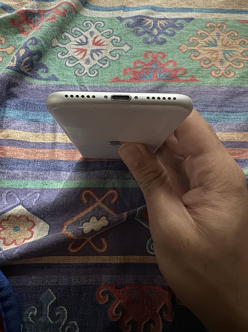 Apple iPhone SE 5