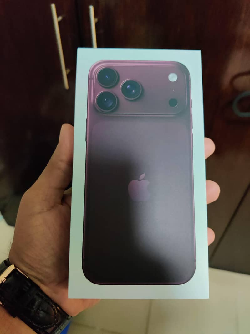 Apple iPhone 18 Pro Max 0