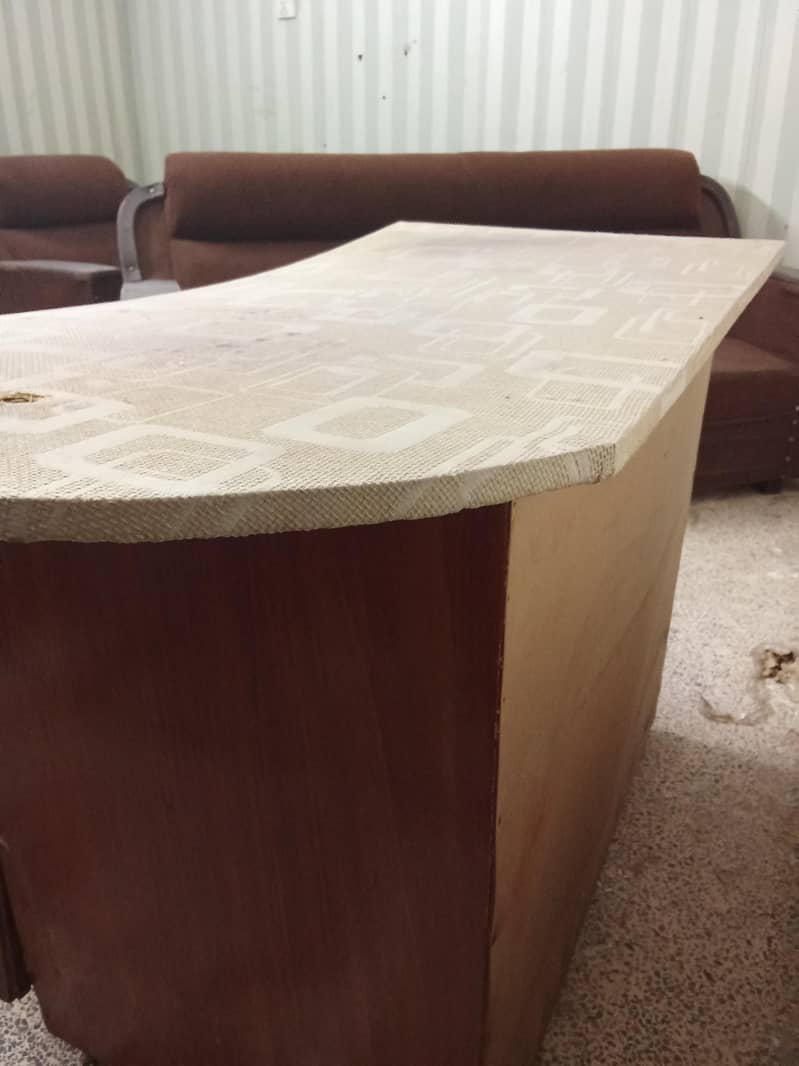Iron table 1