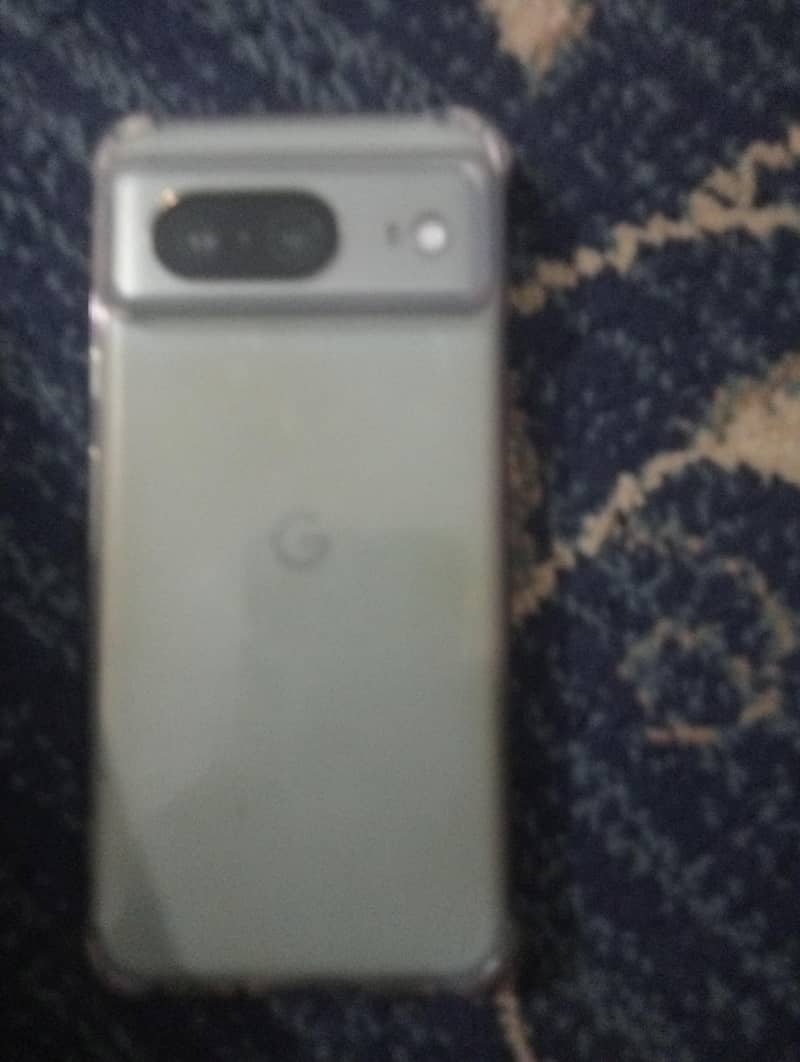 Google Pixel 8 1