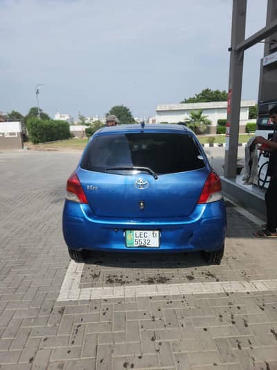Toyota Vitz 2013