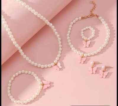 Butterfly Design Acrylic Plated pearl Necklace Set Free delivery