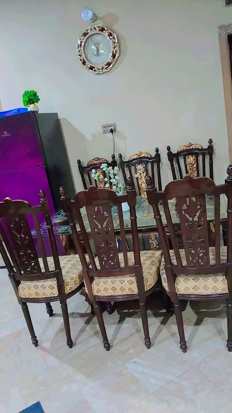 6 Chairs Daining table set 0