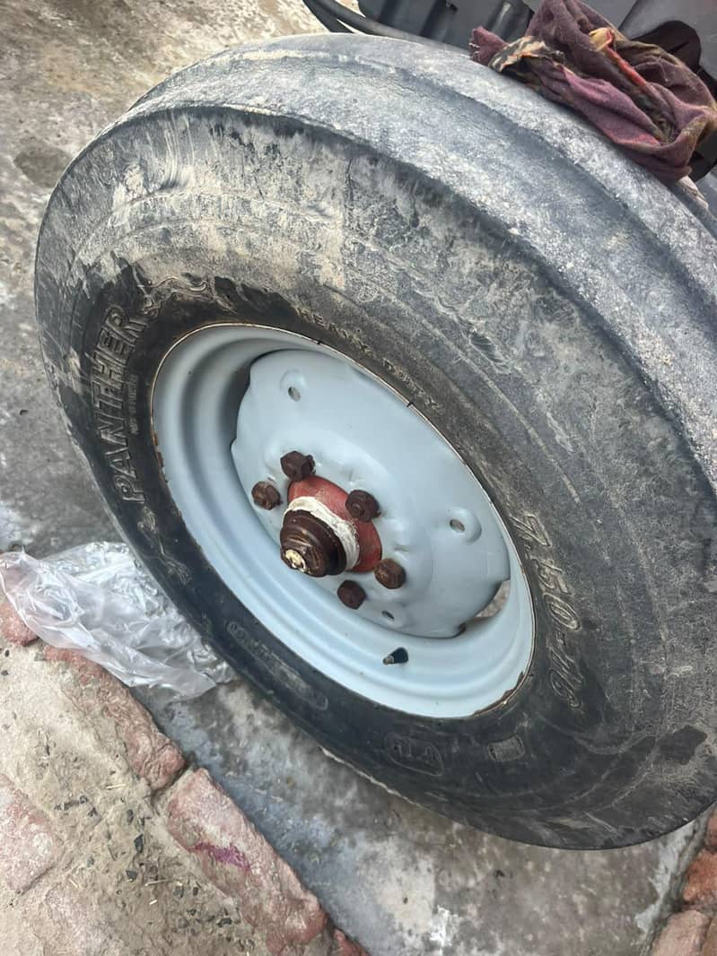 tractor 9