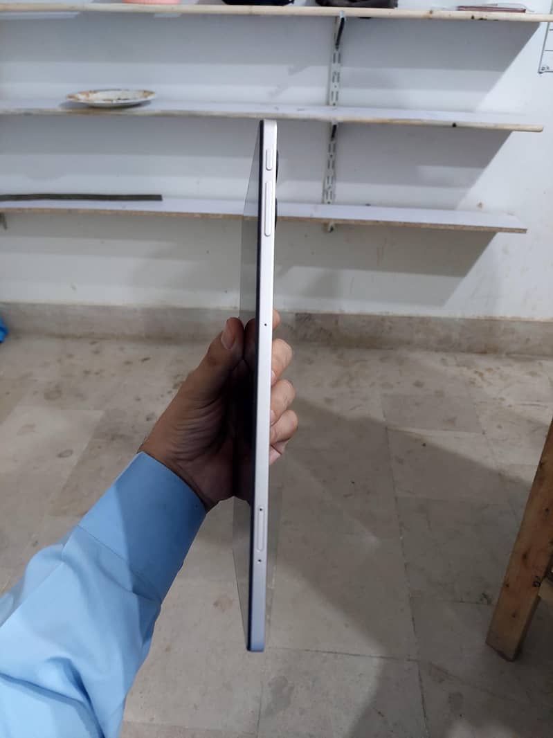 Tecno 3
