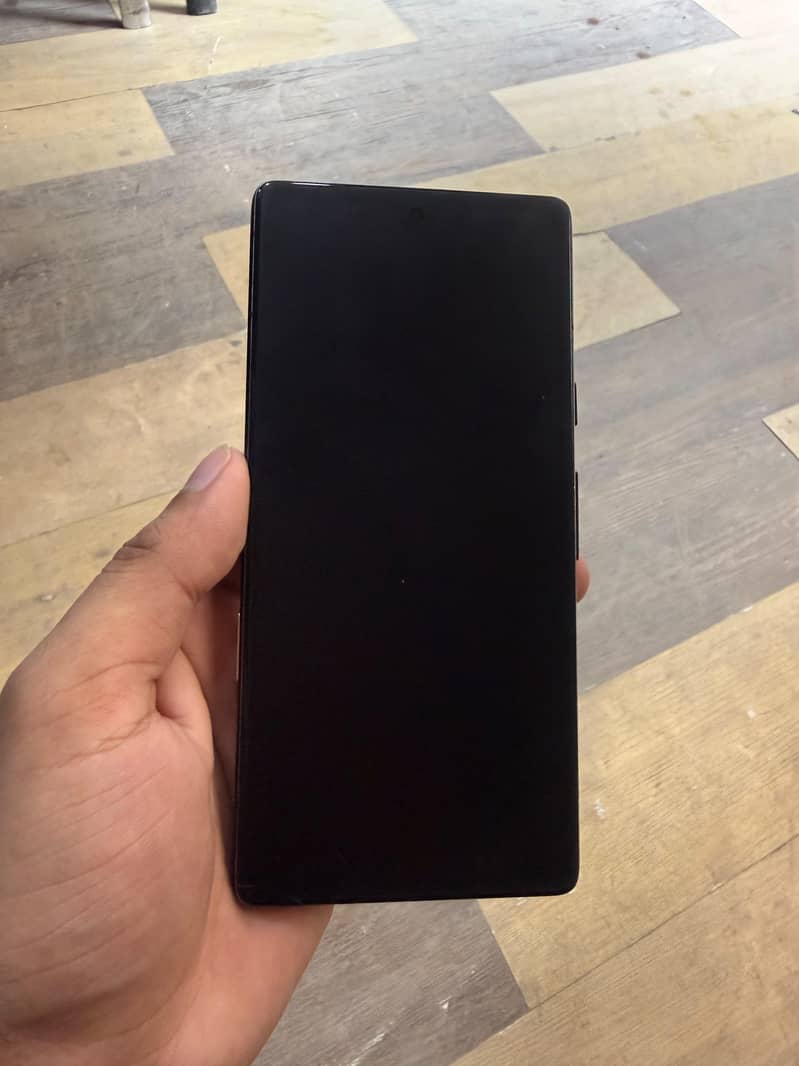 Google Pixel 7a 2
