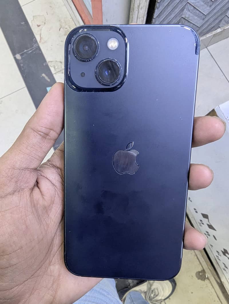 Apple iPhone 13 1