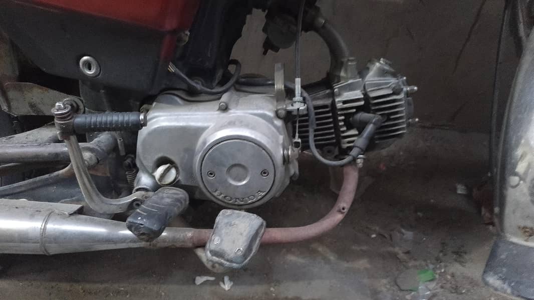 Honda cd70 3