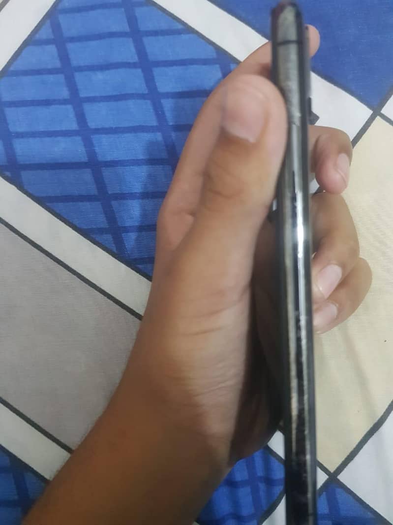Apple iPhone X 1