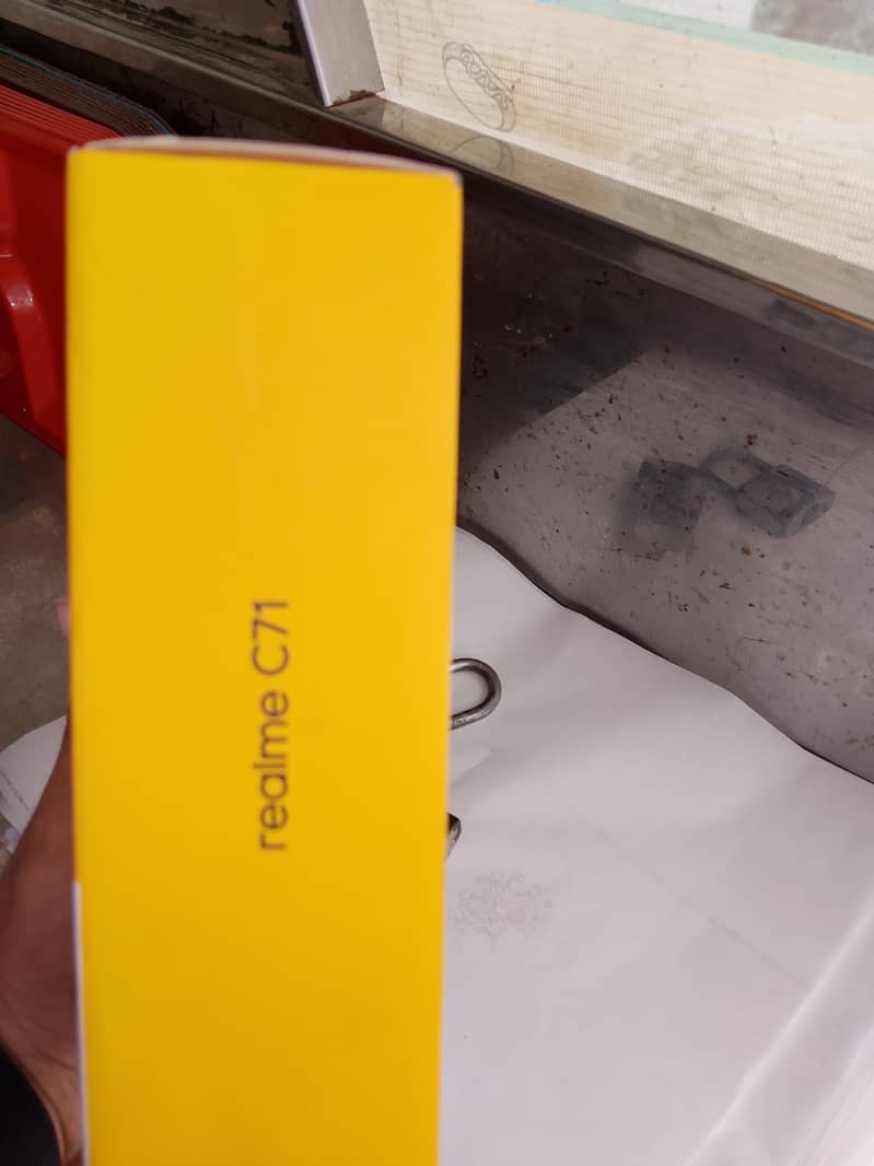 Realme C71 0