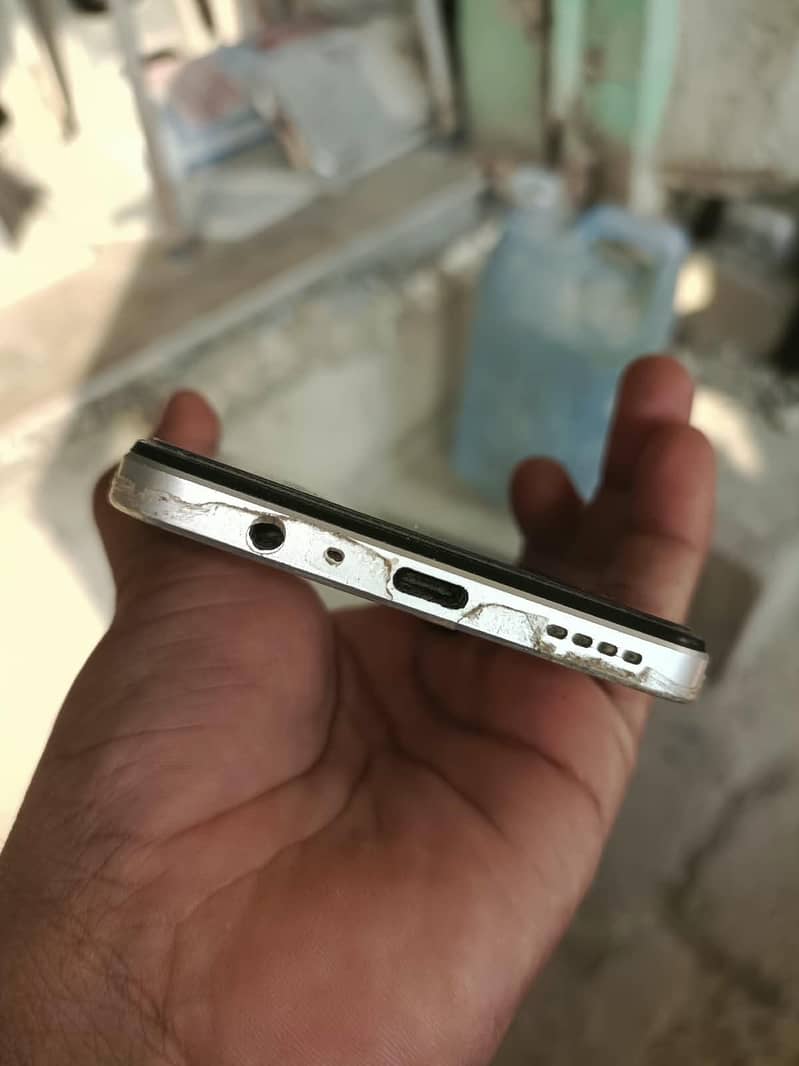 Realme C71 9