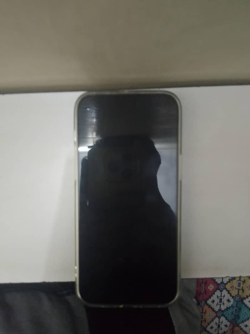 Apple iPhone 14 Pro Max 0