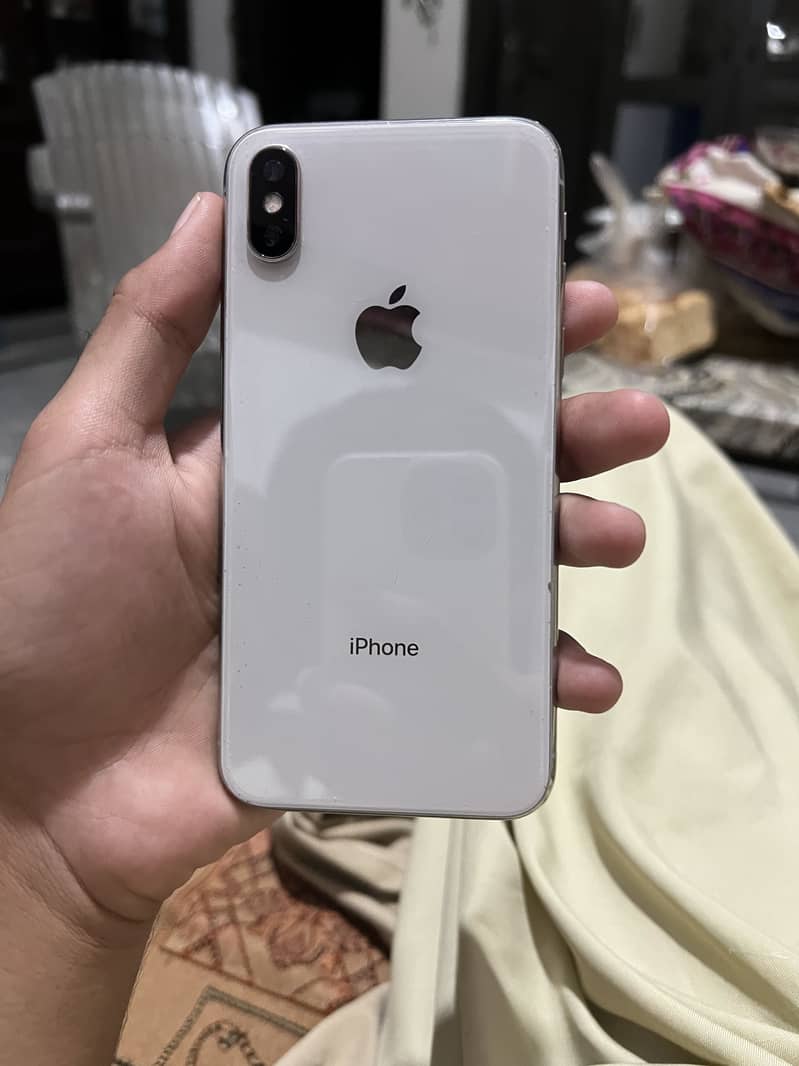 Apple iPhone X 3