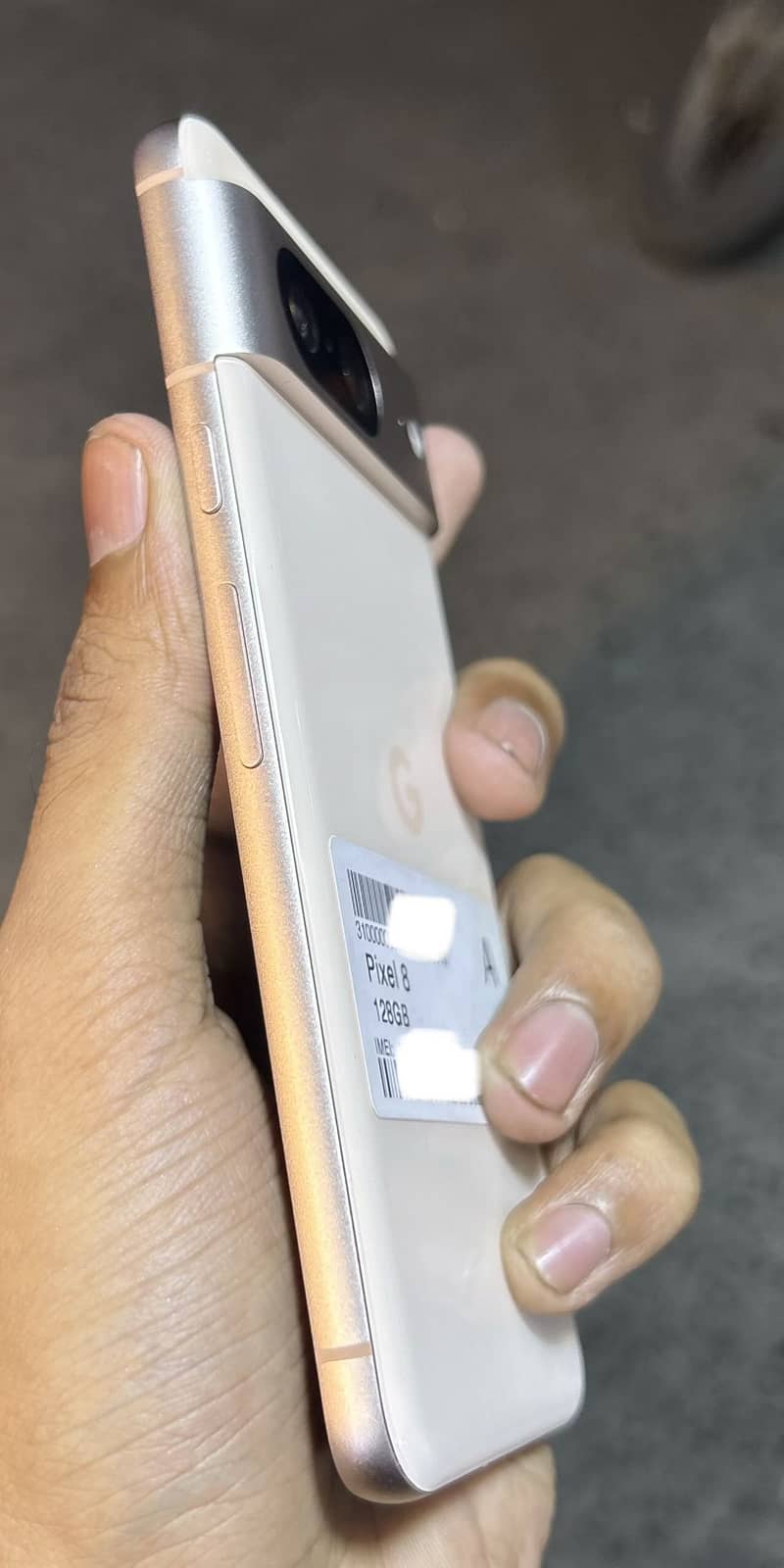 Google Pixel 8 4
