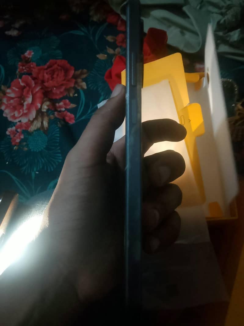 Realme Note 60x 2