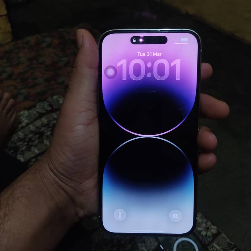 Apple iPhone 14 Pro Max 0