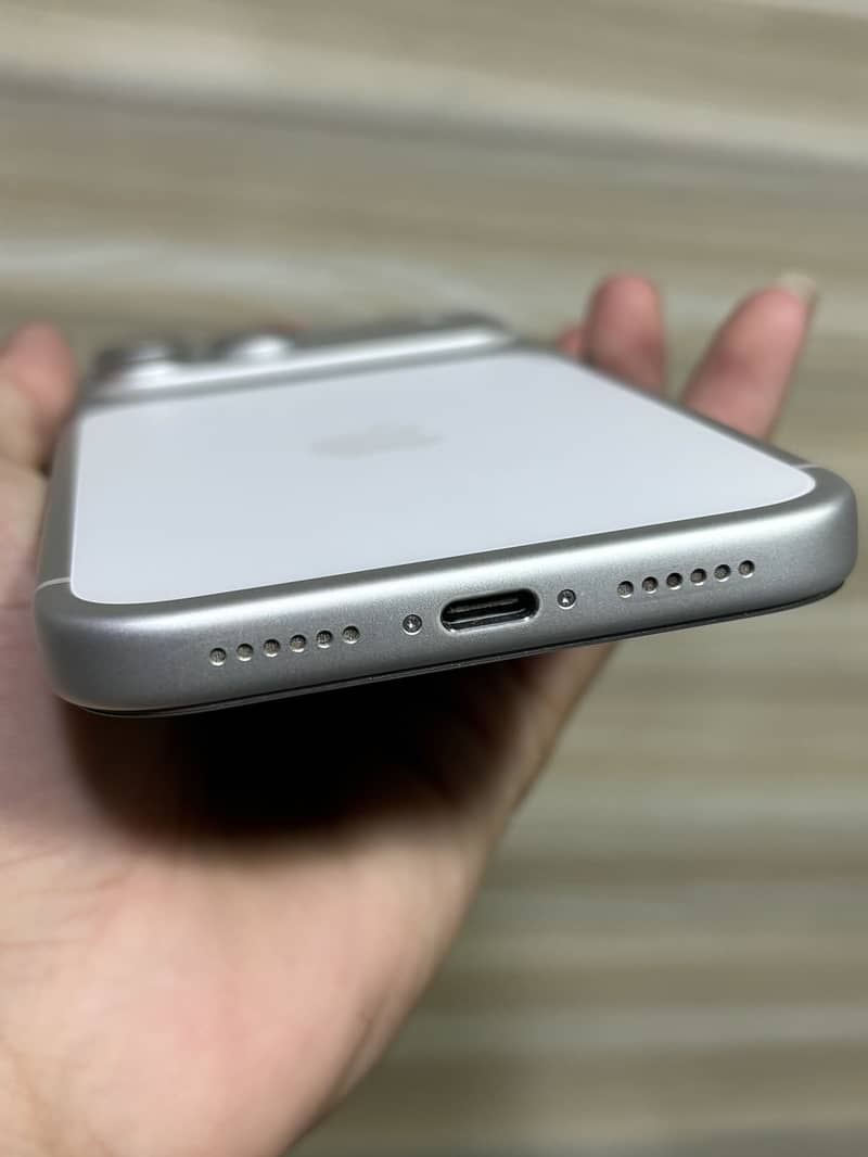 Apple iPhone 17 Pro Max 0