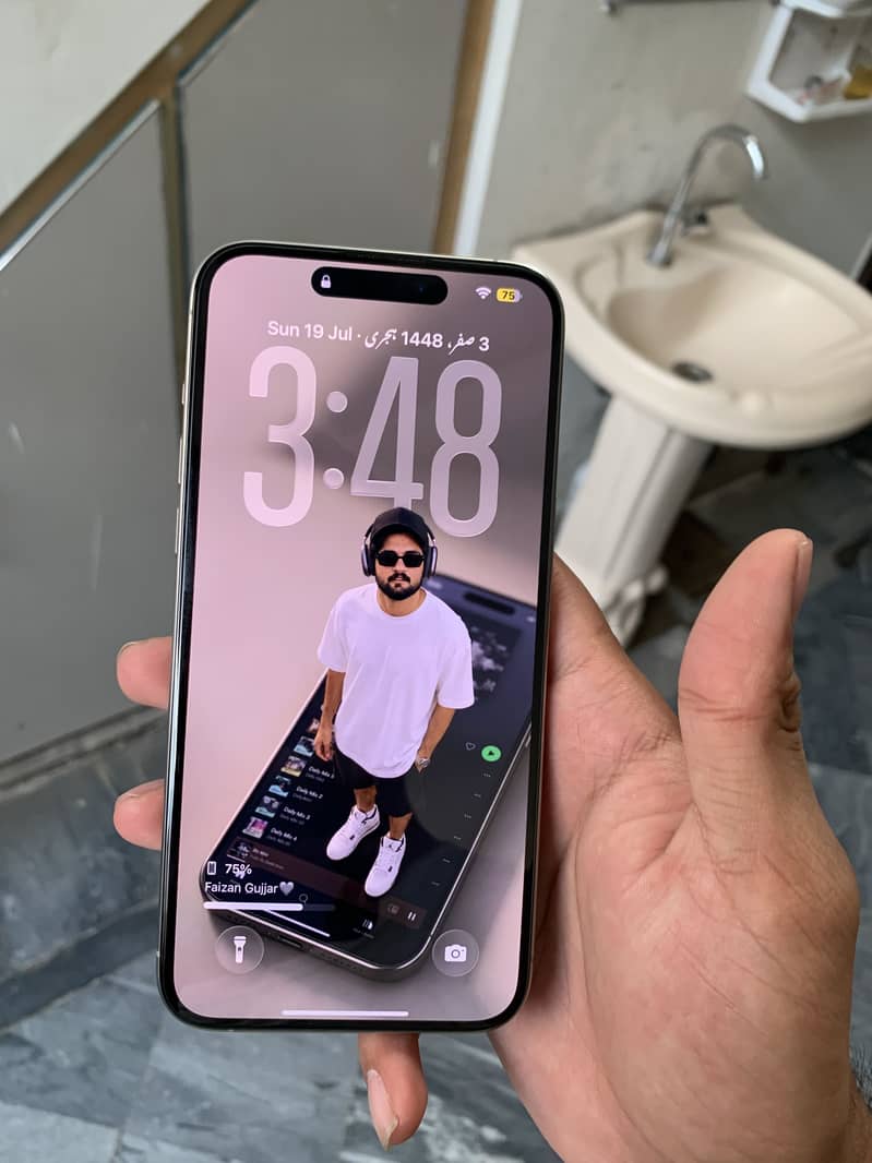 iPhone 15 Pro Max jv 2