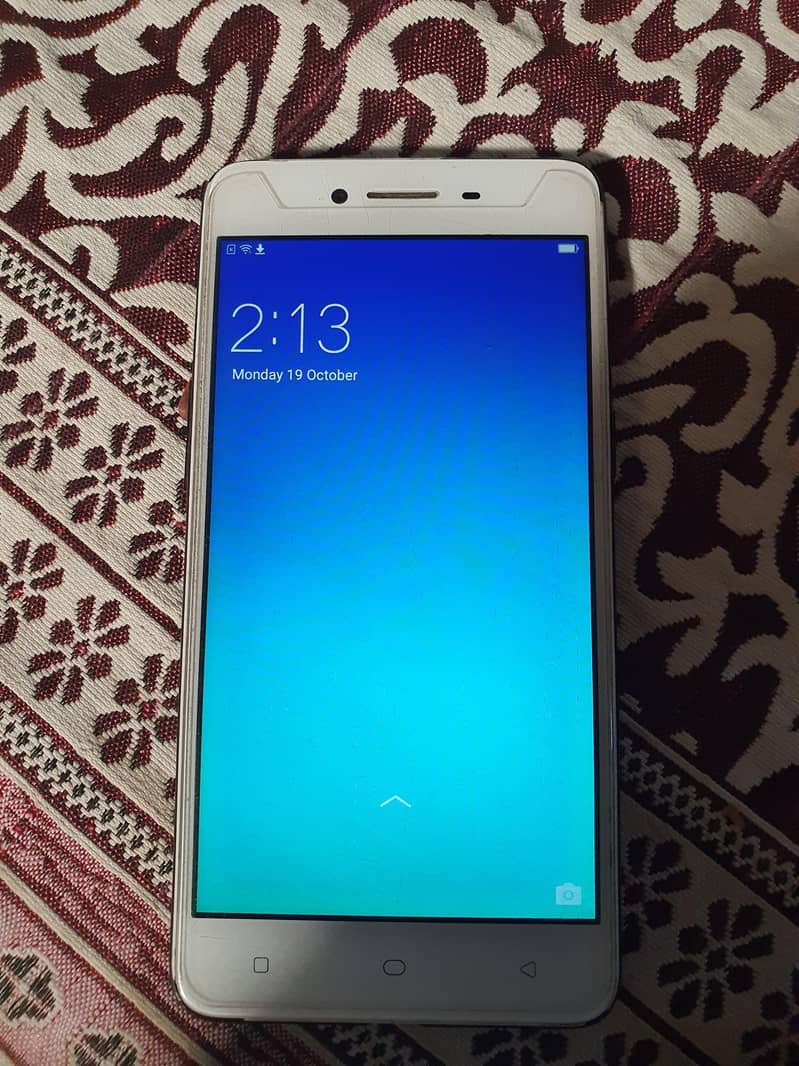 OPPO A37 0