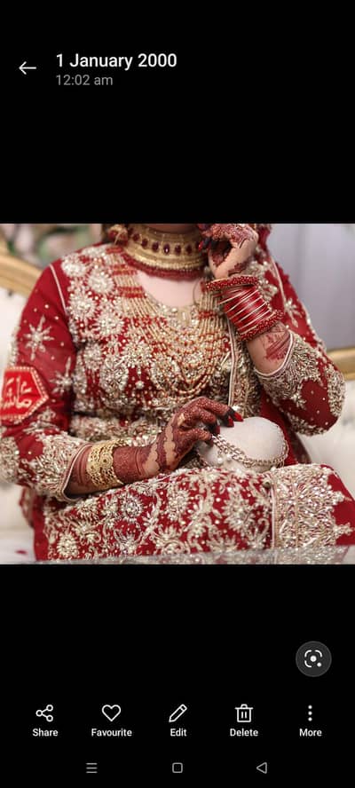 bridal lehnga just 2 hours use condition 10 / 10