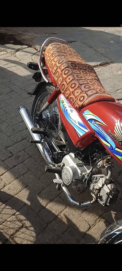 Honda CD70 2024